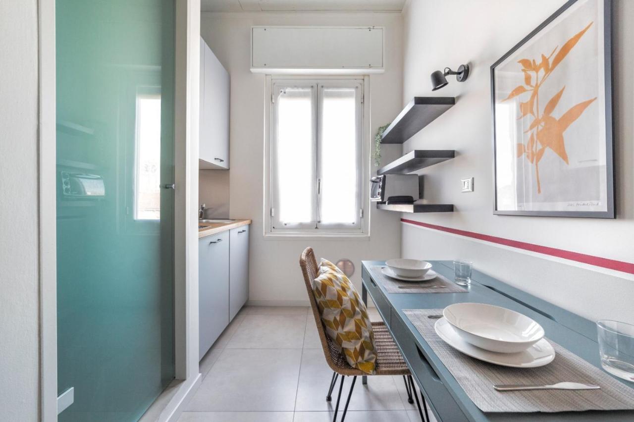 Naviglio Pavese Studio Apartment Милано Екстериор снимка