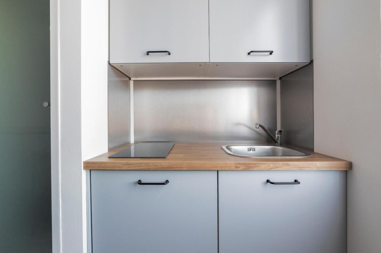 Naviglio Pavese Studio Apartment Милано Екстериор снимка
